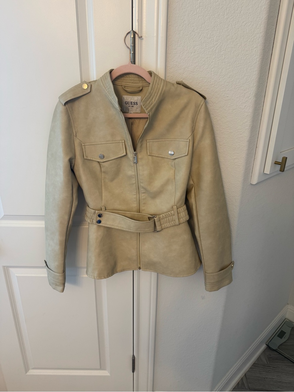 GUESS Women's Belted Utility Jacket in Light Tan